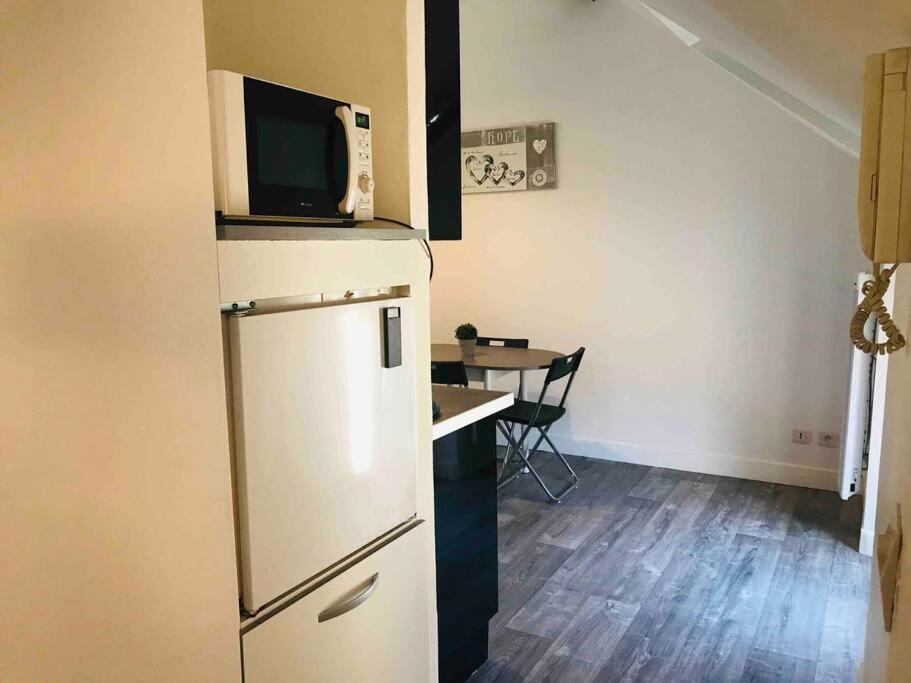 Studio Du Chateau Lejlighed Champs-Sur-Marne Eksteriør billede